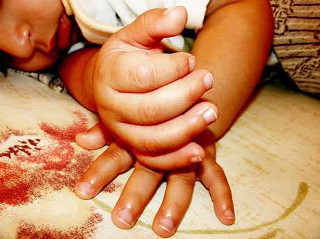 Cuidados uñas del bebé